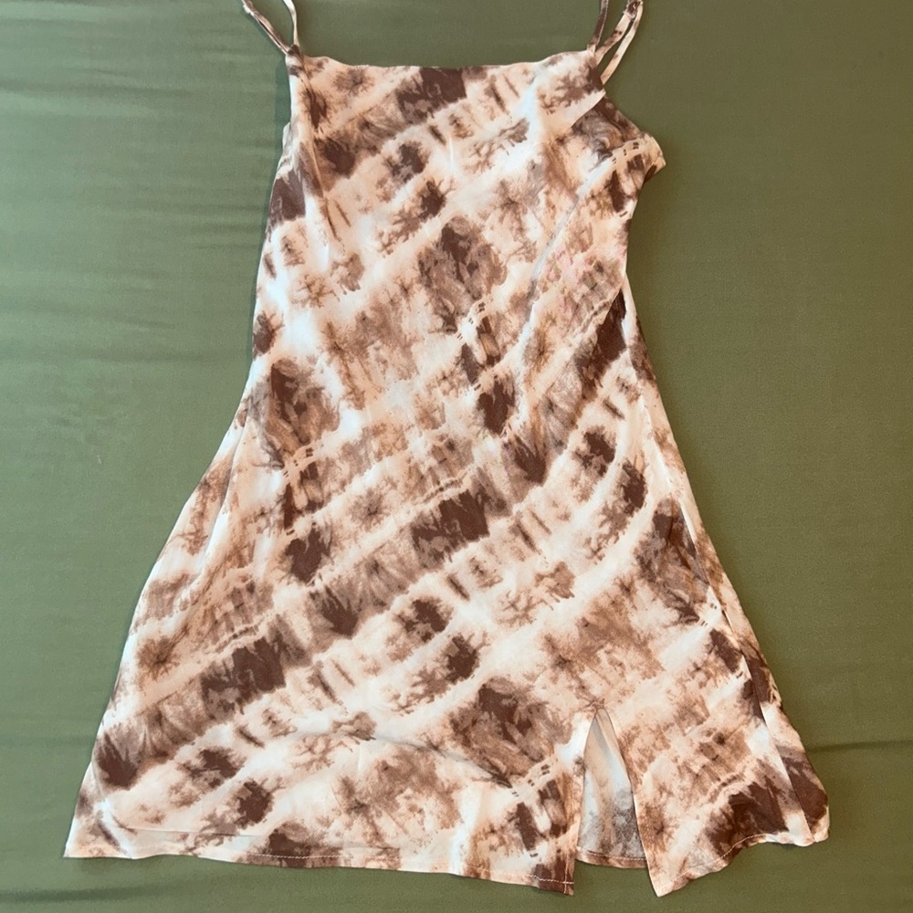 SUMMER ROMPER. ABOVE KNEE☀️